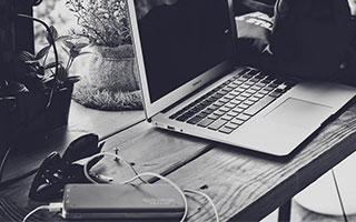 开云在线-【早报】苦不苦，看看红军利物浦